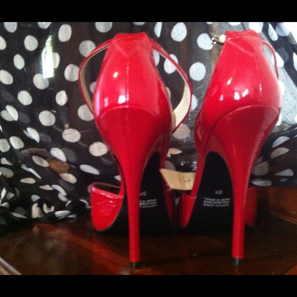 SOLD - Picture 2 of 4