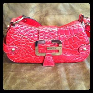 **SOLD** Guess small purse