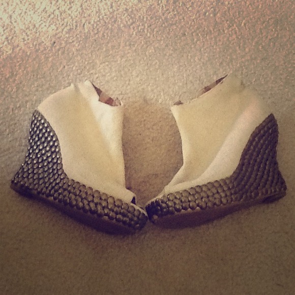 RESERVED!!! Jeffrey Campbell Cream Stud Wedges 10
