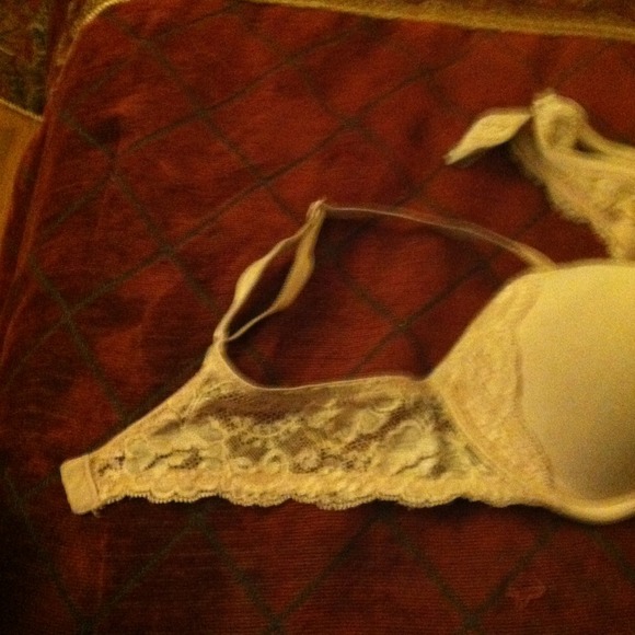 Bra - Picture 2 of 3