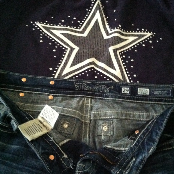 SOLD🚫Trading..Authentic! Miss Me Jeans! - Picture 3 of 4