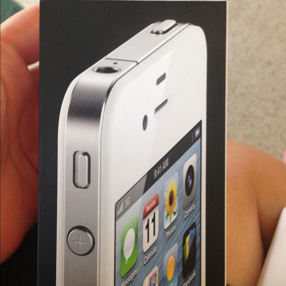 ***SOLD***iPhone 4 AT&T - Picture 2 of 2
