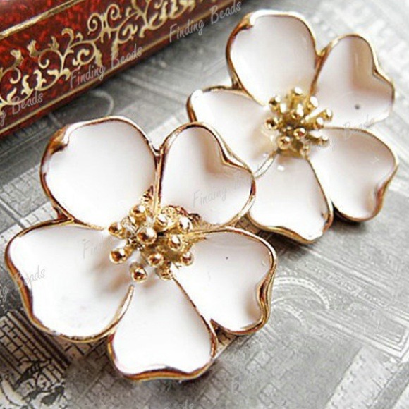 Sold in BundleJasmine Flower Earrings