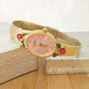 Sarah Coventry Gold Watch