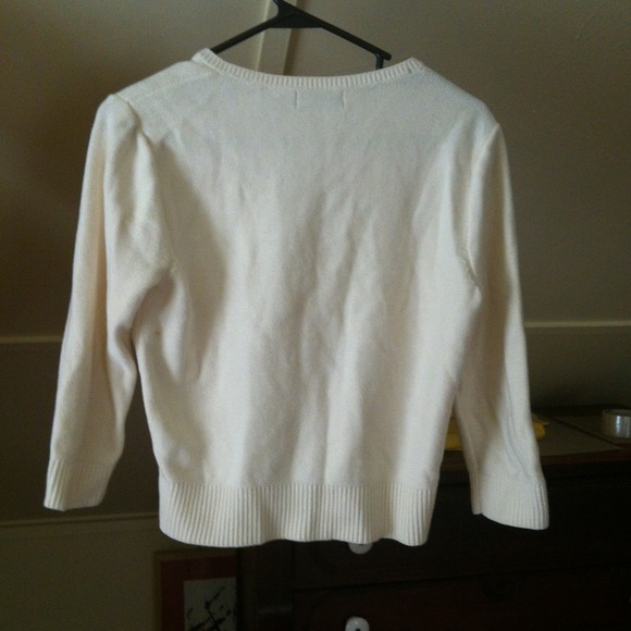 🌼TRADED❌ Cream-colored lacy cardigan - Picture 3 of 4