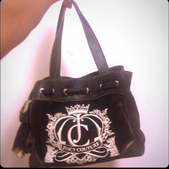 Black Daydreamer bag Juicy ON HOLD for chloey001!