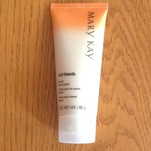 Mary Kay - Satin Hands Peach Hand Cream. 3 oz.