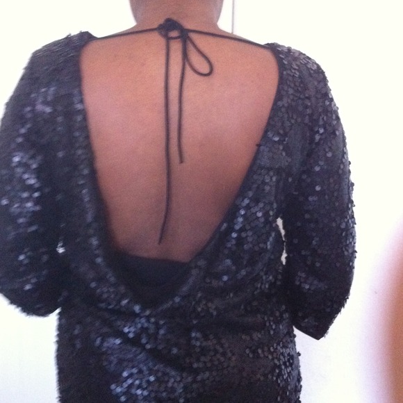 Dress - Picture 2 of 4