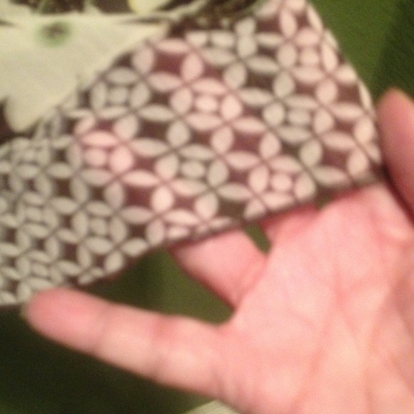 Blouse - Picture 2 of 3