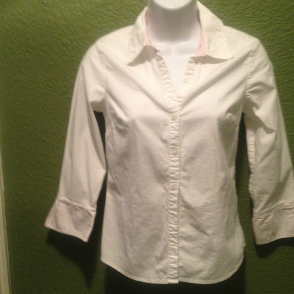 White stretch shirt in perfect condition