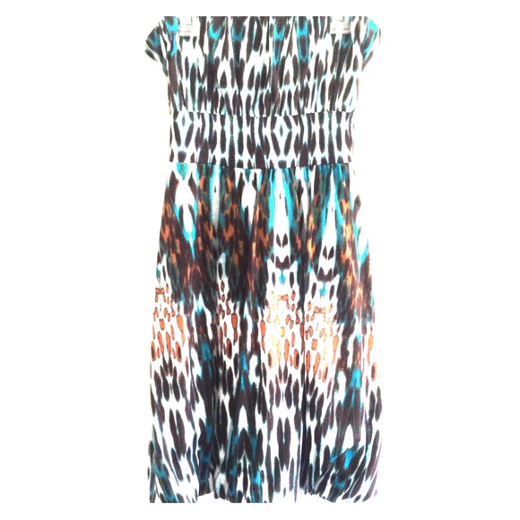 Strapless dress.