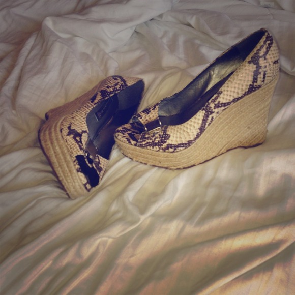 Steve Madden Snake Skin Wedge