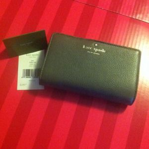 📌TRADE @candiesxoxo📌Kate Spade Wallet
