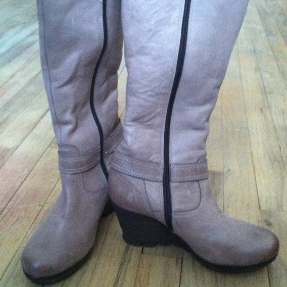 Brand New Leather European Boots!