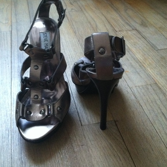 Steve Madden!!!! High-heeld sandals!