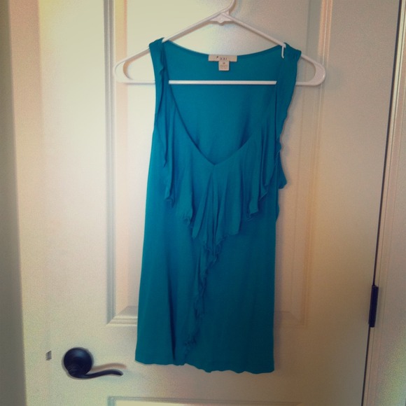 Cute ruffle top