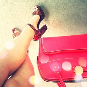 Prada Shoes - ๐ดSOLD AMAZING Tortoise Prada Heels!! Prada Shoes - ๐ดSOLD AMAZING Tortoise Prada Heels!!