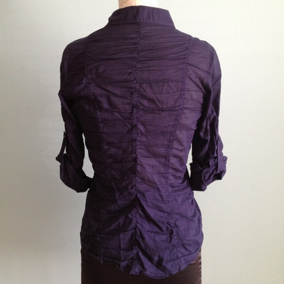 Express button down. - Picture 2 of 4