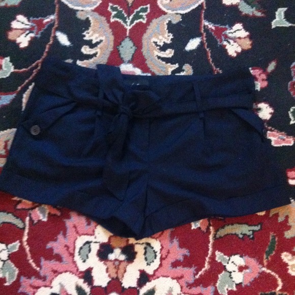 Forever 21 shorts with tie belt