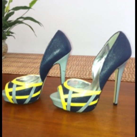 Bundle for leslieher76