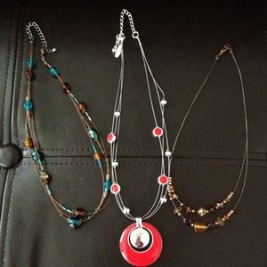 Set of 3 necklaces