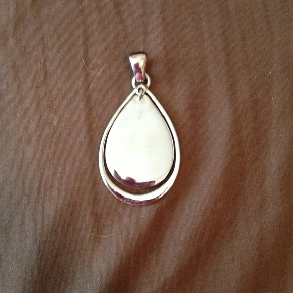 Lia Sophia Slide - Picture 2 of 2