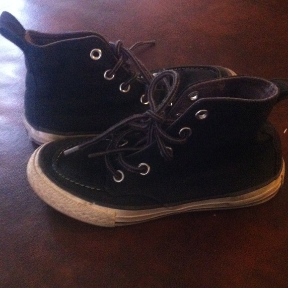 Converse - Picture 4 of 4