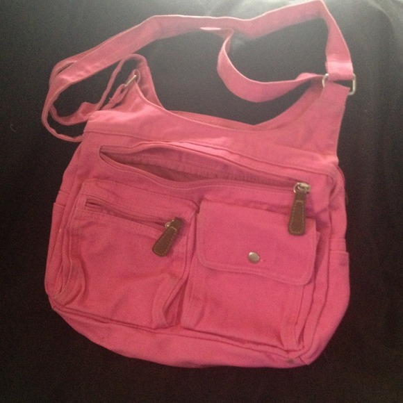 🚫Traded🚫@beautybabe27 Cute pink jean purse.
