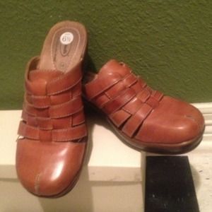 Brown clogs