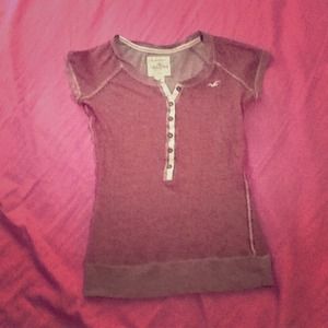 Hollister garnet top