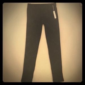 Black leggings with blue prints