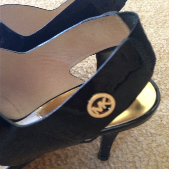 Michael Khor Shoes - Picture 2 of 4