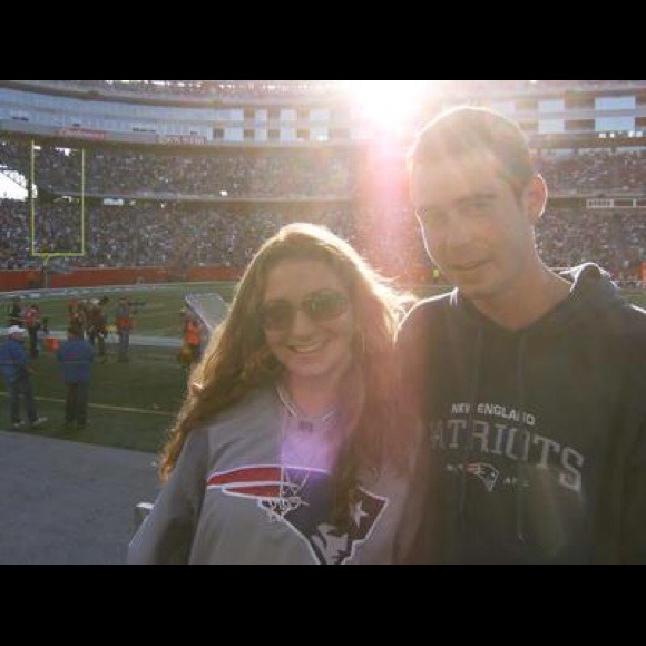 Happy Poshing! 💞👙📱🏝⛵️🌞⭐️🍻🍹🌮🛍🎀📿💎⚓️ - Picture 5 of 8