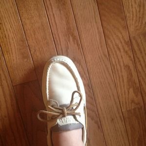 Sperry's Women's size 9. Gently used.