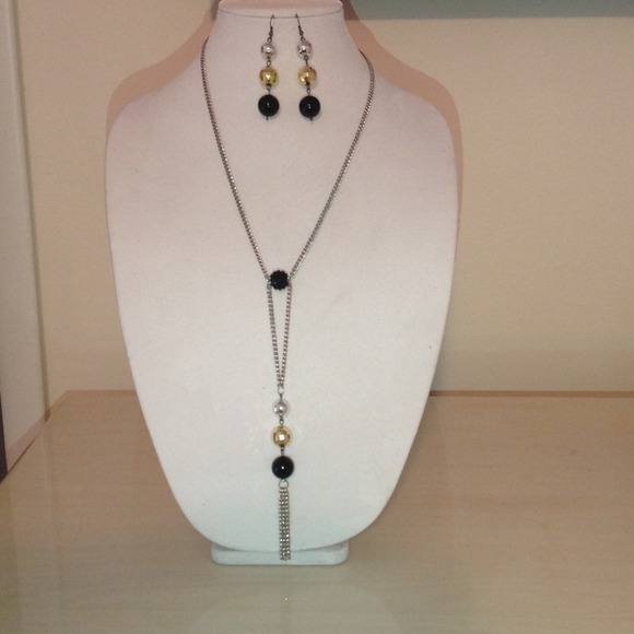 *Custom Designed* Disco 2 Piece Earring/Necklace