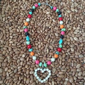 🌺SOLD in bundle🌺Rhinestone heart necklace