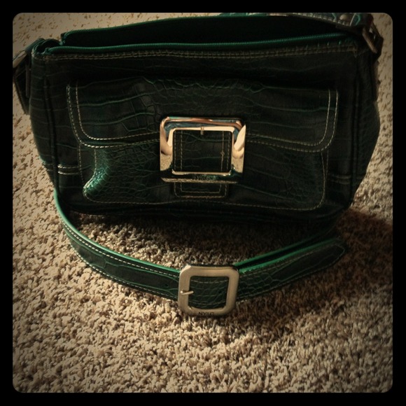 NWOT Green Snakeskin Purse/matching belt bundle