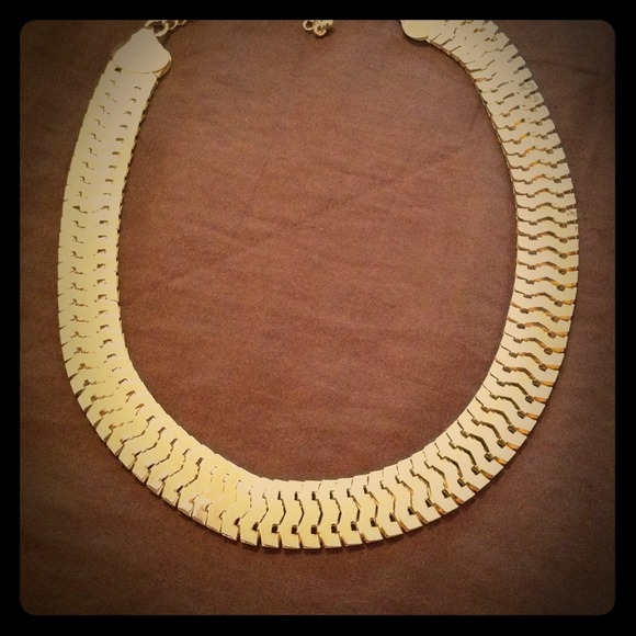 Gold collar necklace