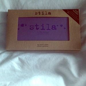 Bundle  Stila In the moment Palette