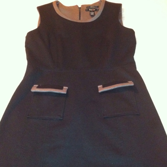 Black dress w/ brown detail (Size 4)