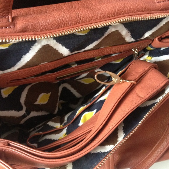 JustFab handbag - Picture 4 of 4