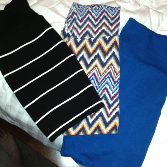 BUNDLE OF 3 pencil skirts - Picture 4 of 4