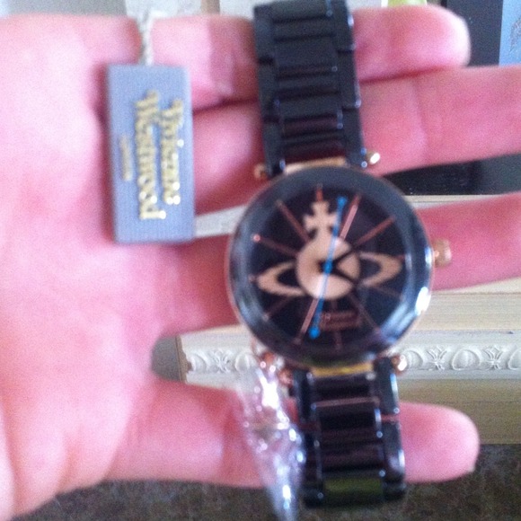 Vivienne  Westwood. The time machine. - Picture 3 of 3