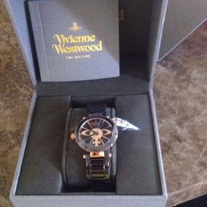 Vivienne  Westwood. The time machine.