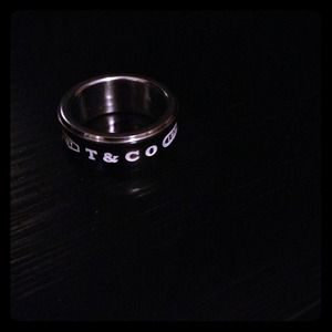 Tiffany black ring