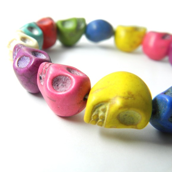 Stone Skull Stretchy Bracelet