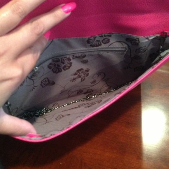 Last one! Price firm! 💀Hot pink clutch handbag💀 - Picture 2 of 4