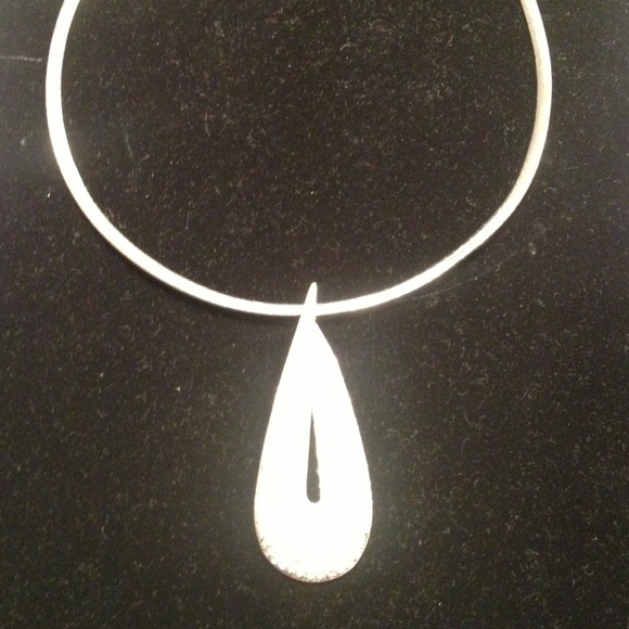 #51. A stunning piece for a special evening👛 - Picture 2 of 3