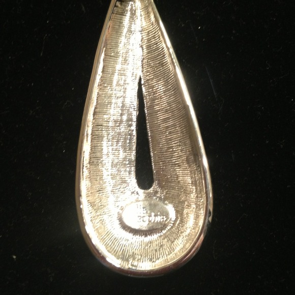 #51. A stunning piece for a special evening👛 - Picture 3 of 3