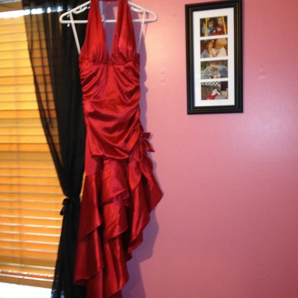 🌟SALE🌟Red dress worn once for a HS dance - Picture 1 of 4